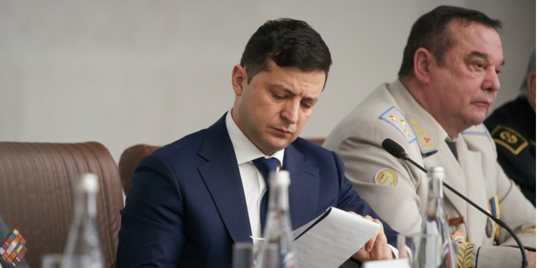 Володимир Зеленський: Я&nbsp;не&nbsp;уповноважений відкликати підписи, оскільки документ є декларативним (Фото: прес-служба президента України)