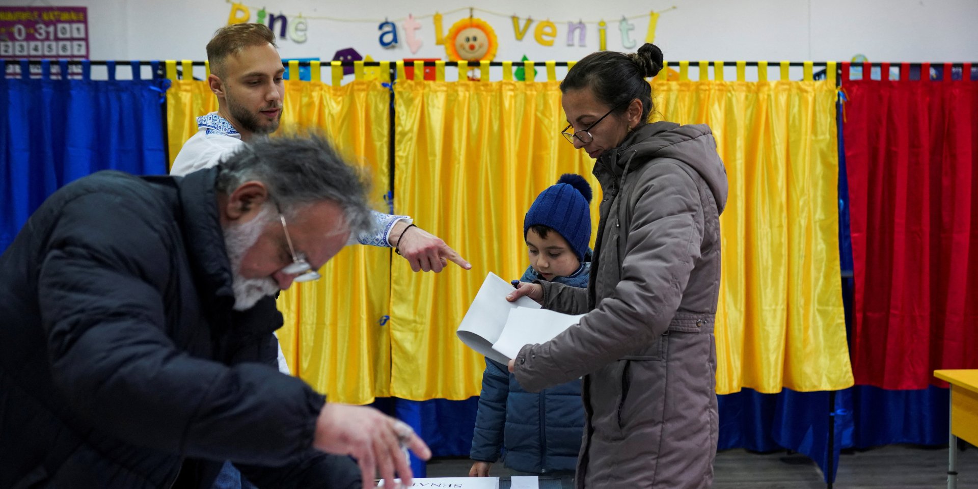 Парламентські вибори в&nbsp;Румунії, 1 грудня 2024 року (Фото: REUTERS/Andreea Campeanu)