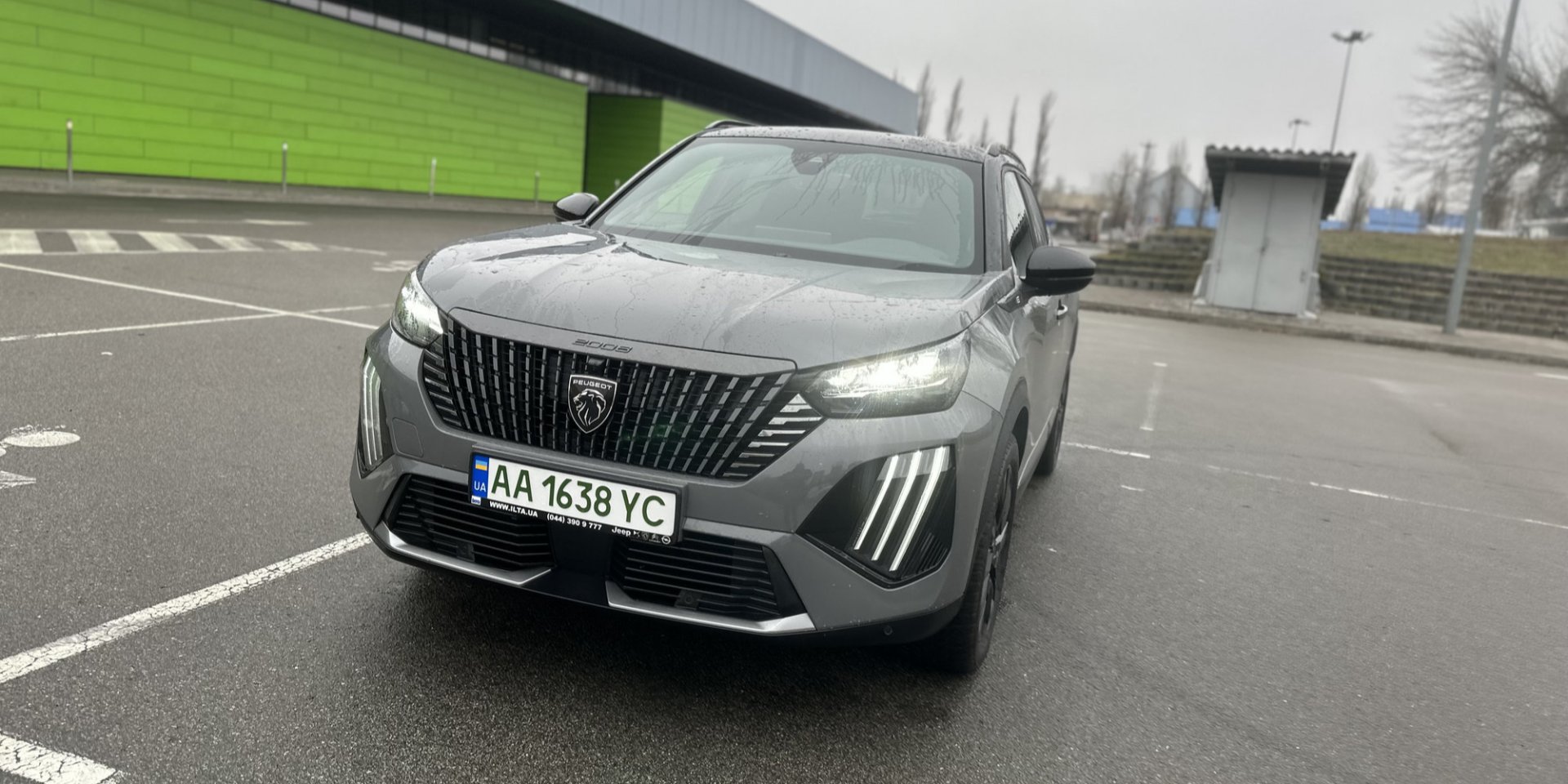 Peugeot E-2008&nbsp;— детальный обзор (Фото: NV)