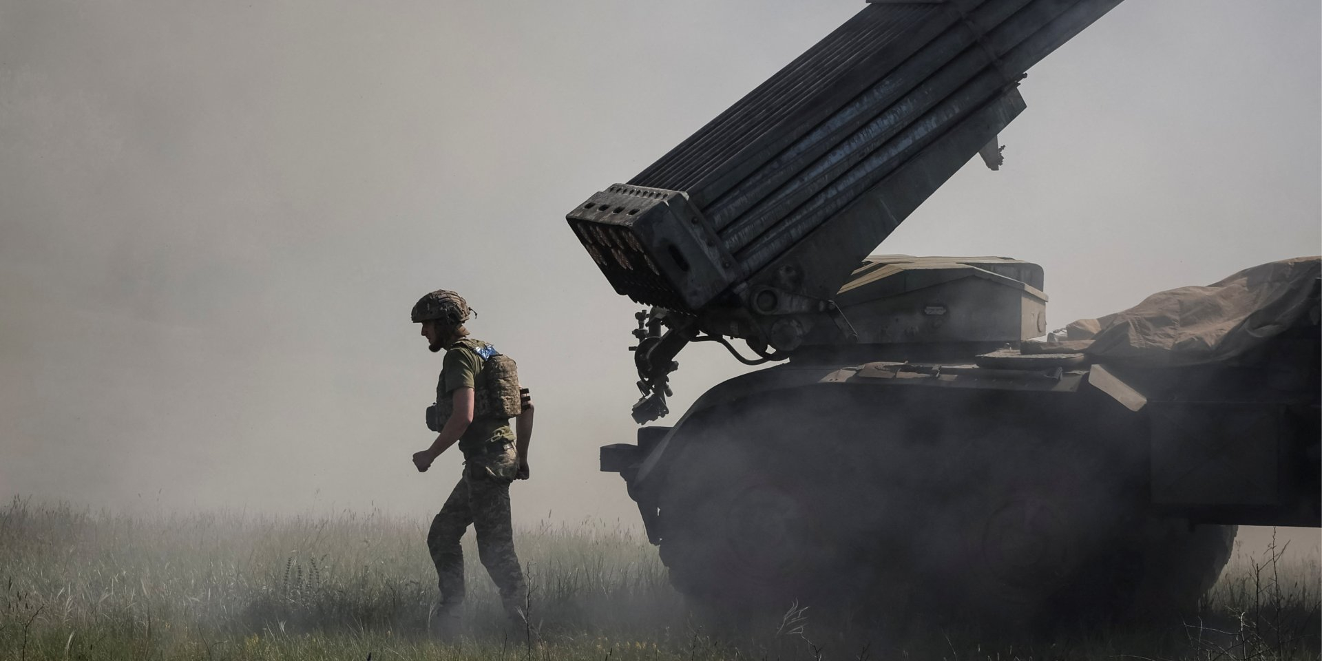 Ukrainian servicemen of the 30th Mechanized Brigade prepare to fire a BM-21 Grad multiple launch rocket system toward Russian forces, Donetsk Oblast, June 3, 2025. (Photo: REUTERS/Vyacheslav Madiyevskyy)