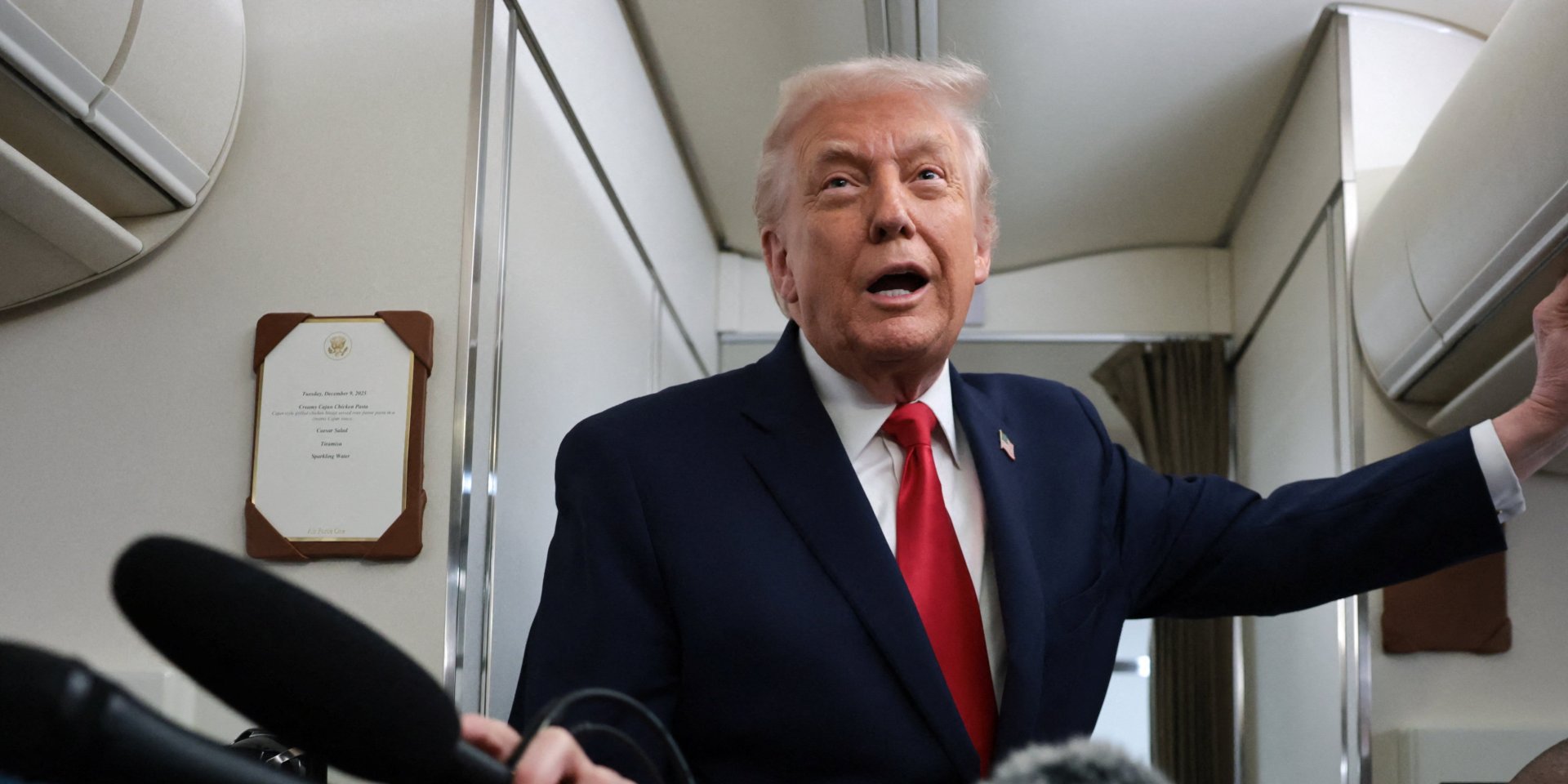 Дональд Трамп побив рекорд з&nbsp;втрати довіри українців (Фото: REUTERS/Jonathan Ernst)