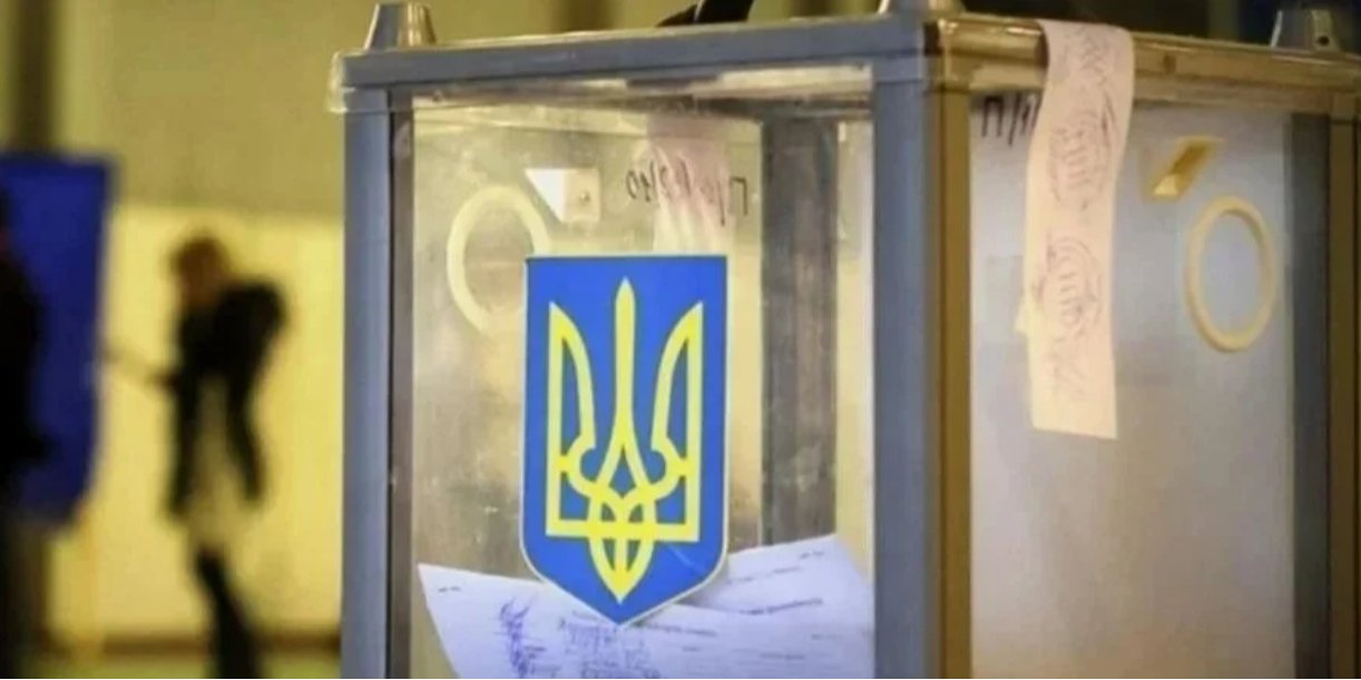 Давид Арахамия рассказал, в&nbsp;чем заключается идея одновременного проведения президентских выборов и&nbsp;референдума (Фото: ГолосUA)