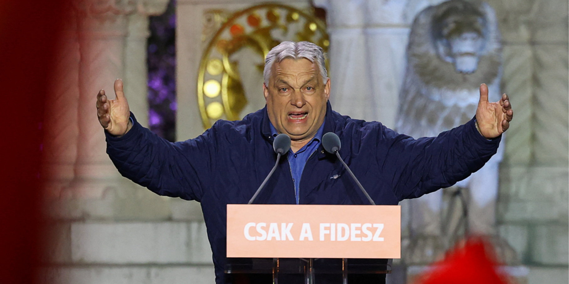 Hungarian oligarchs are transferring funds en masse to remote countries. (Photo: REUTERS/Bernadett Szabo)