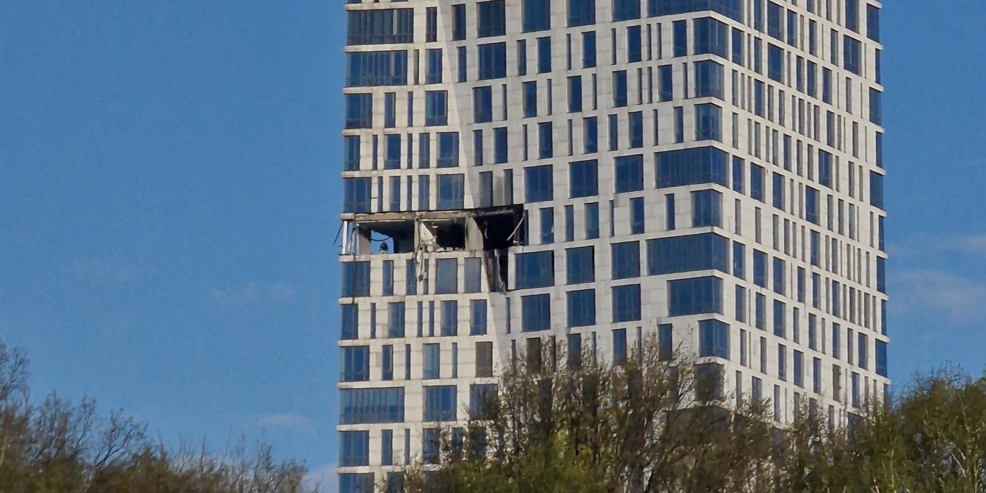 A Moscow high-rise, damaged in drone strike (Photo: REUTERS/Stringer)