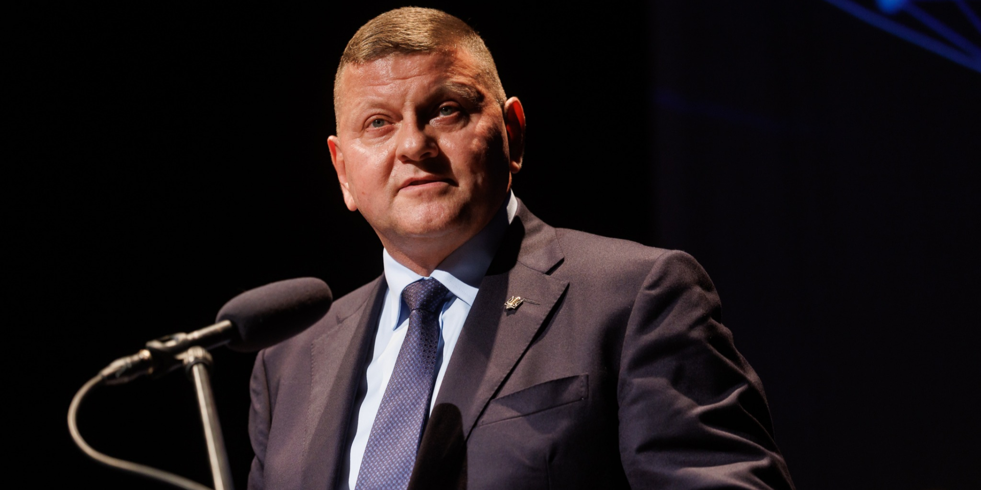 Валерий Залужный на&nbsp;форуме в&nbsp;Праге: Опыт Украины показывает: если вы&nbsp;согласились на&nbsp;буферную зону&nbsp;— ждите войны, она уже идет к&nbsp;вам (Фото: https://www.facebook.com/vzaluzhnyi)
