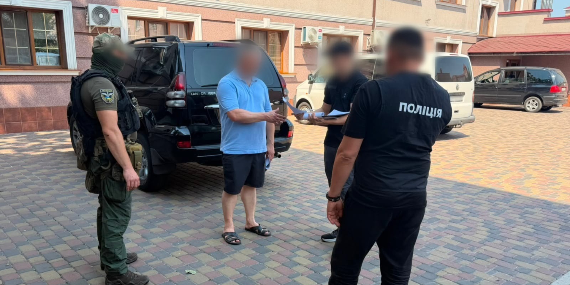 У&nbsp;Закарпатській області правоохоронці викрили масштабну схему незаконного виключення військовозобов'язаних з&nbsp;обліку (Фото: Національна поліція України)