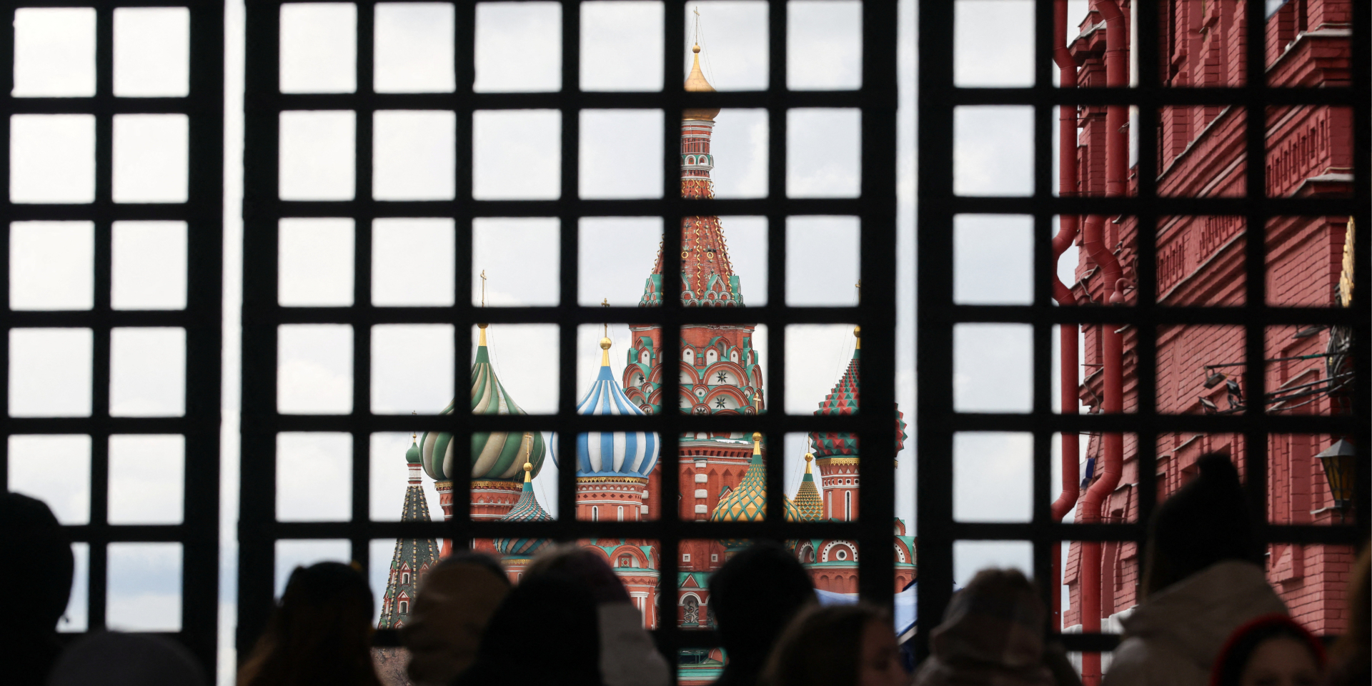 В&nbsp;Росії був повністю розчавлений будь-який протестний рух, єдині, хто можуть вийти на&nbsp;вулиці і битись з&nbsp;ОМОНом,&nbsp;— ура-патріоти, вважає Вадим Денисенко (Фото: REUTERS/Ramil Sitdikov)