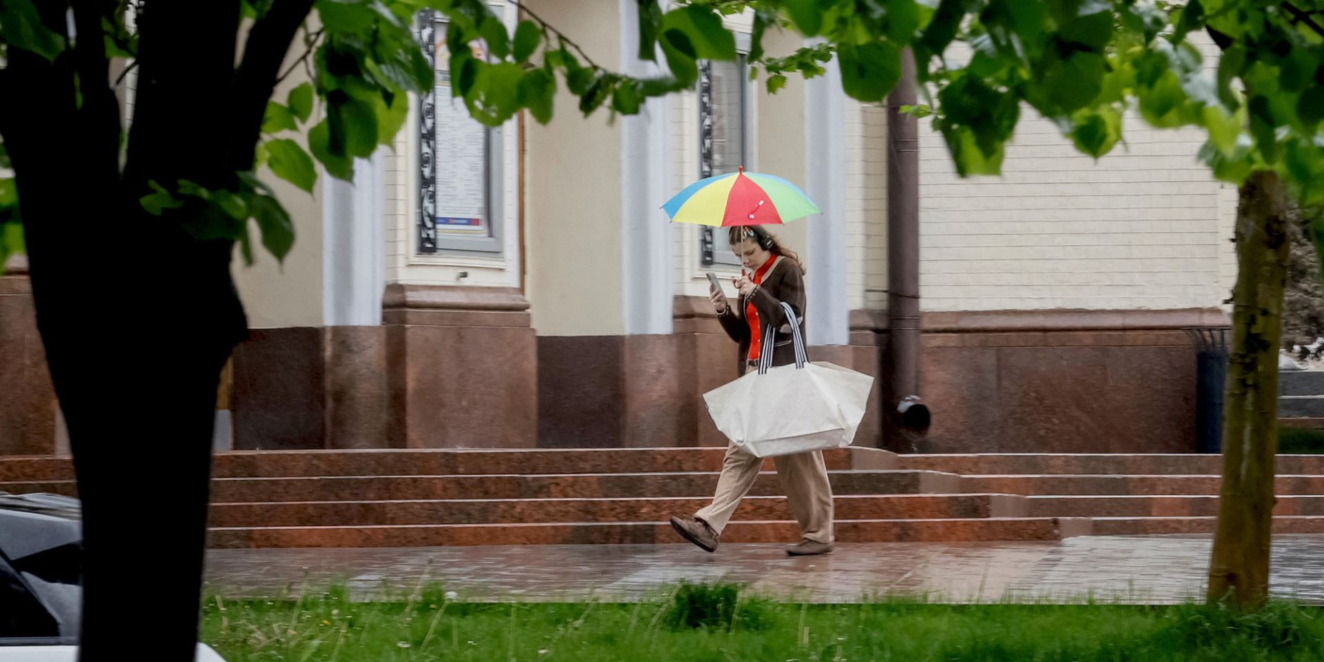 Українців чекає підвищення температури та&nbsp;подальше деяке її зниження (Фото: REUTERS/Gleb Garanich)