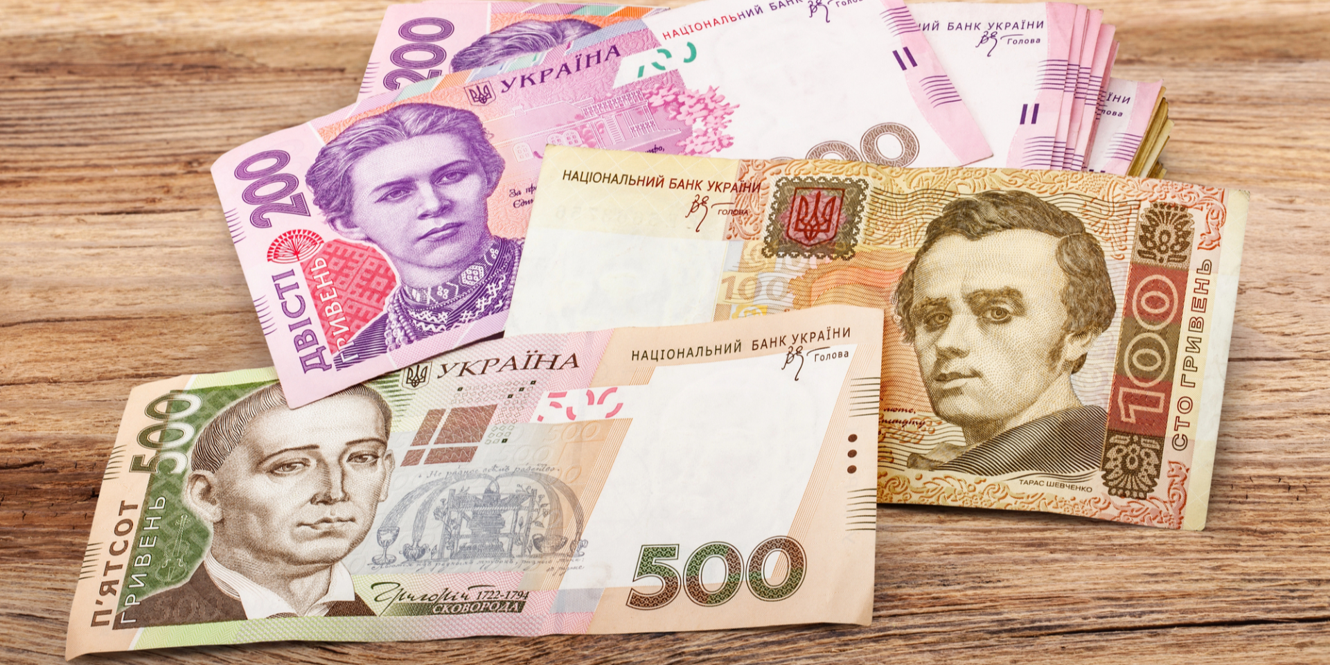 Гривня&nbsp;— це і є ми. Як&nbsp;національна валюта разом з&nbsp;нами проходить крізь повномасштабну війну - фото