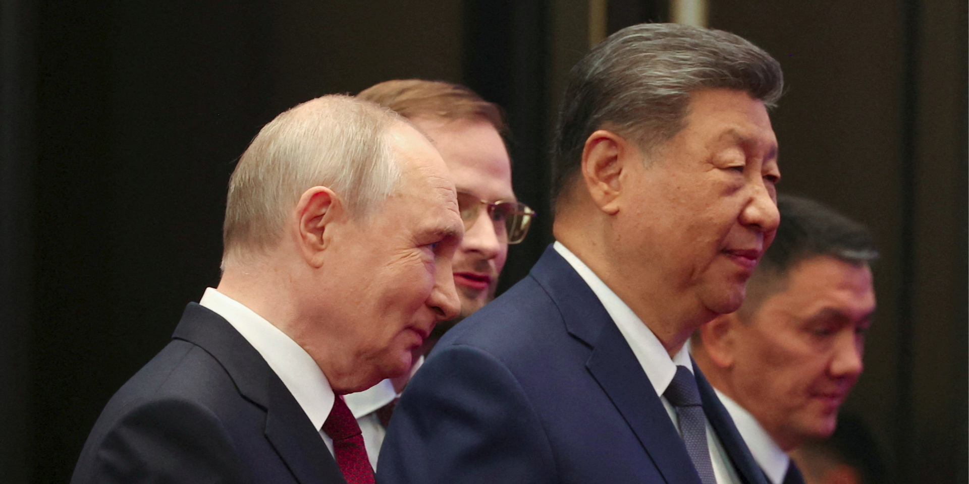Лідер Китаю Сі Цзіньпін та&nbsp;російський диктатор Володимир Путін на&nbsp;саміті ШОС у Бішкеку, 1 вересня 2026 року (Фото: Sputnik/Vyacheslav Prokofyev/Pool via REUTERS)