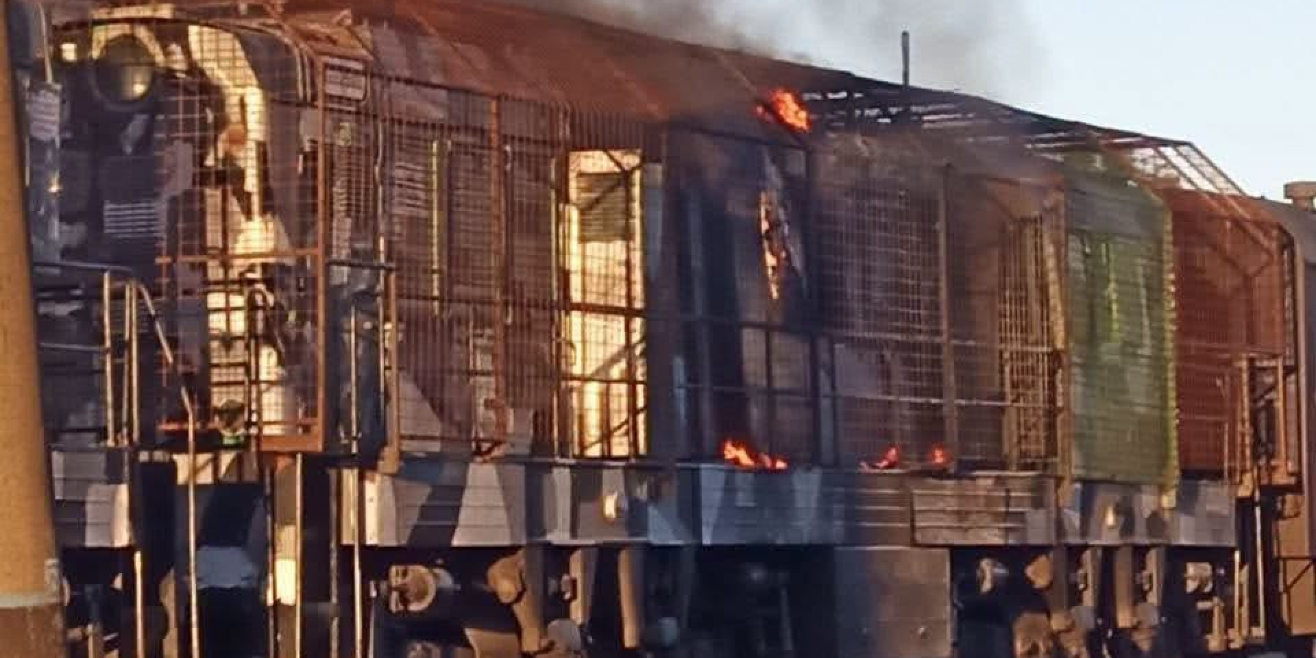Наслідки російського удару по&nbsp;поїзду Київ&nbsp;— Суми (Фото: Олександр Перцовський / Facebook)