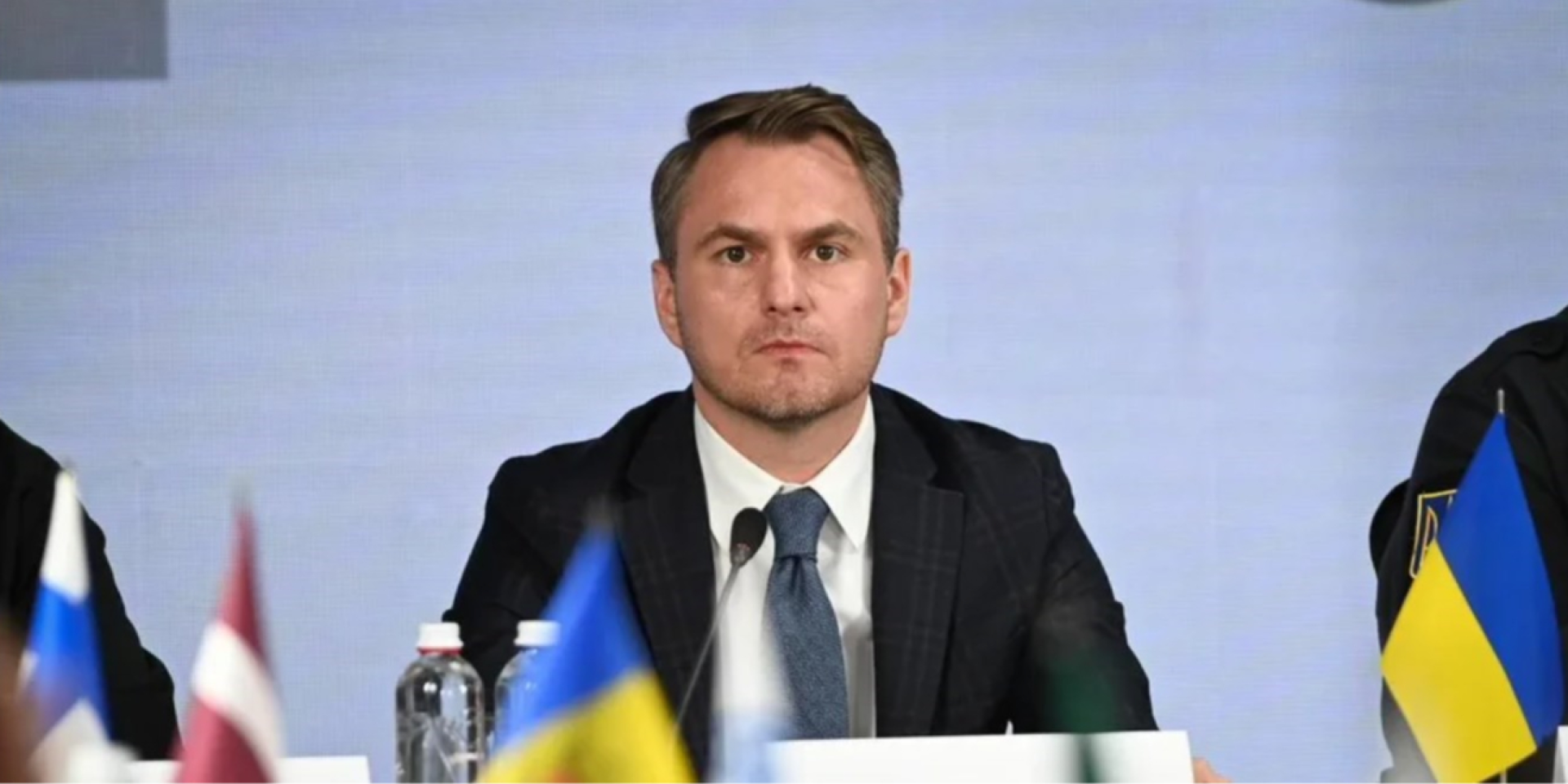 Руслан Кравченко оголосив про підозру Кривоносу та&nbsp;близькій до&nbsp;Клименка людині (Фото: gp.gov.ua)