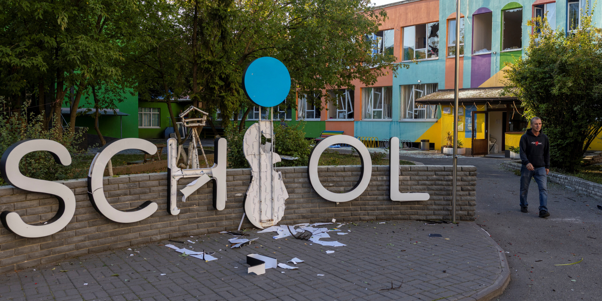 Последствия атаки по&nbsp;Киеву 17&nbsp;сентября 2026 (Фото: REUTERS/Anna Voitenko)