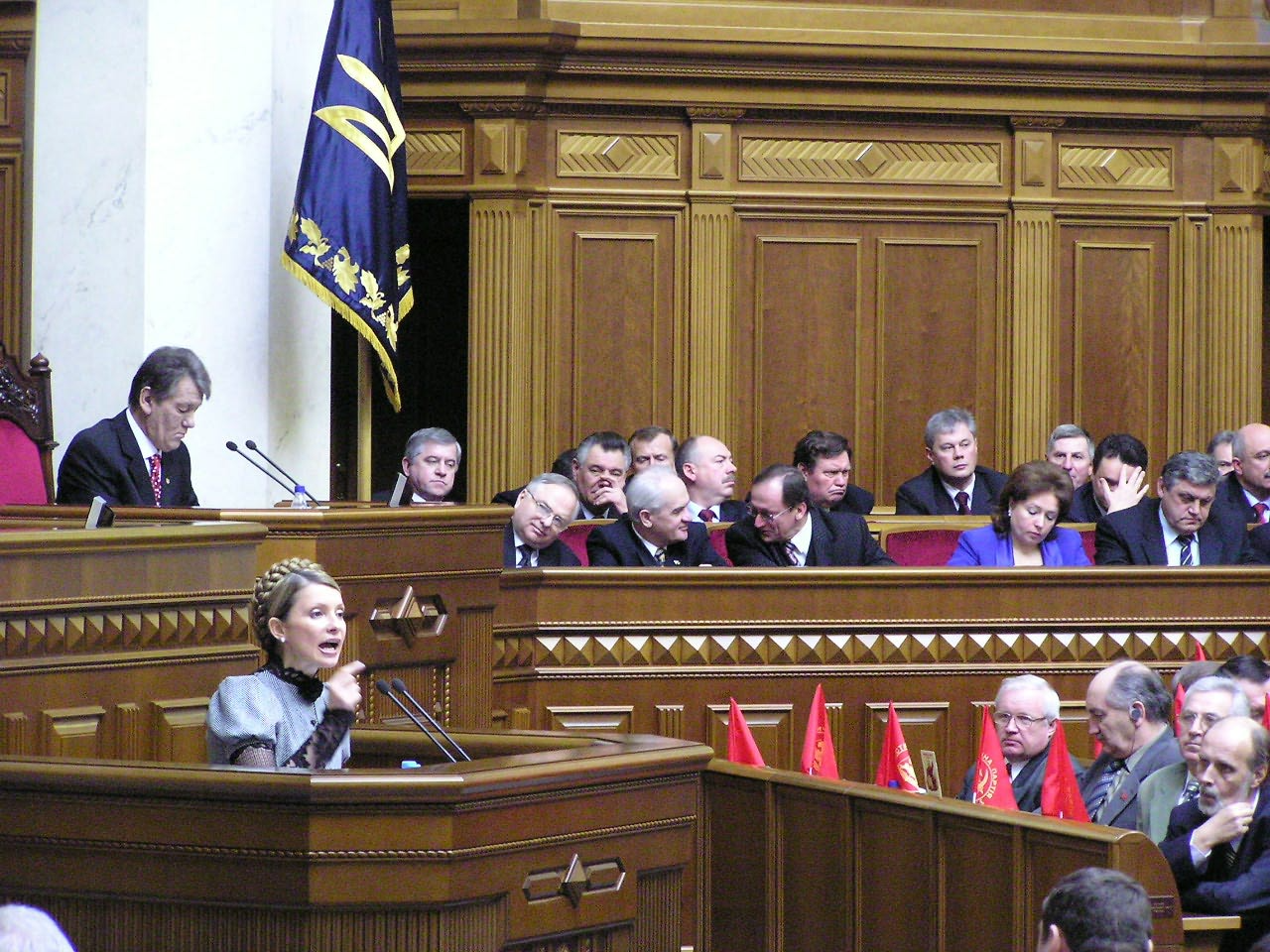 Тимошенко під час призначення прем'єр-міністеркою в січні 2005 року (Фото: Wikimedia)