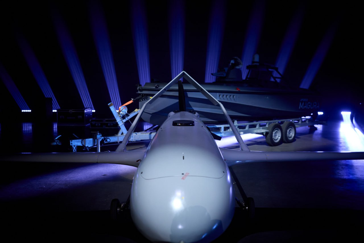 Long-range Ukrainian drones (Фото: President's Office)