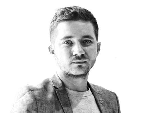 Олег Саакян